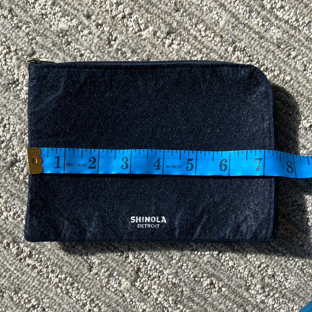 Shinola x American Airlines blue felt zip travel case - Picture 7 of 11